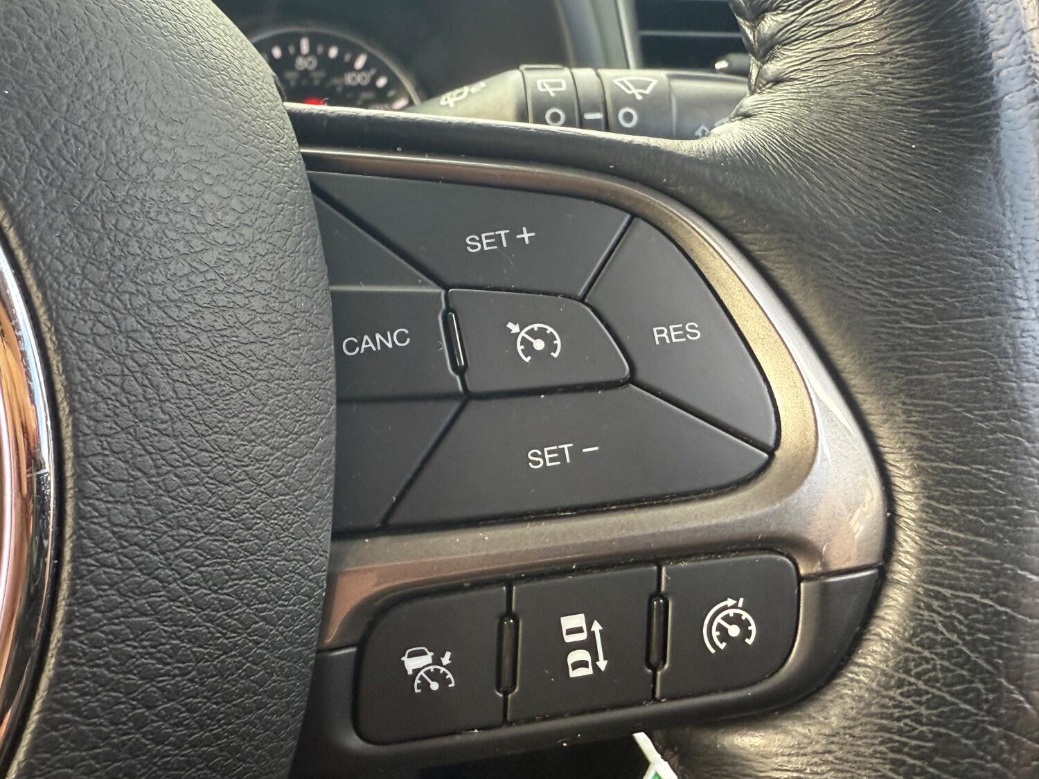 Used Jeep Renegade 2019 for sale - 76058066: Photo 33