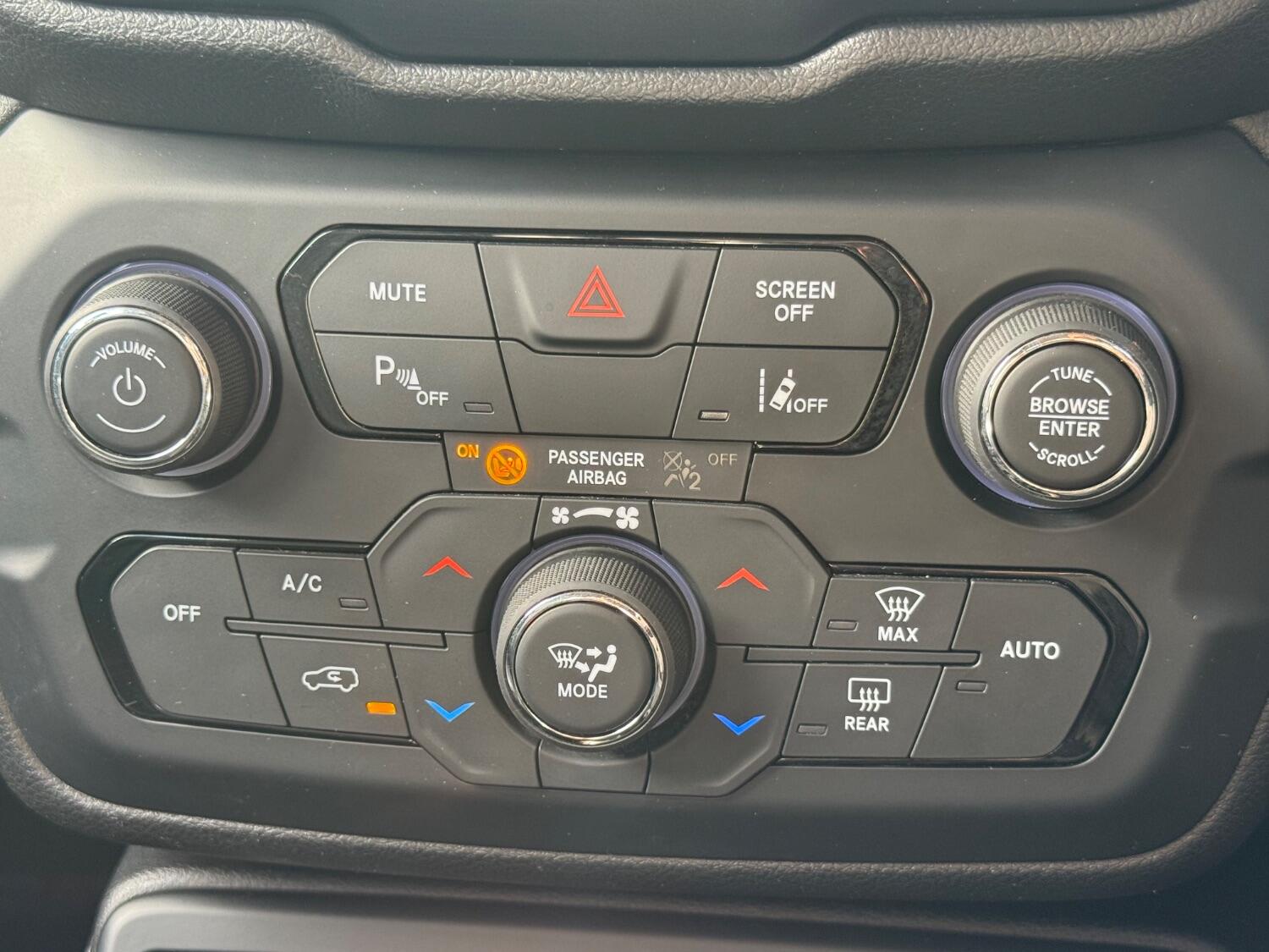 Used Jeep Renegade 2019 for sale - 76058066: Photo 47