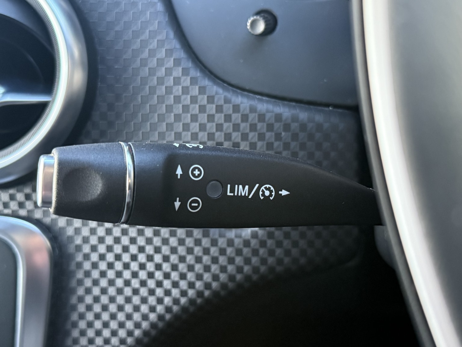 Used Mercedes-Benz A-Class 2015 for sale - 77225242: Photo 18