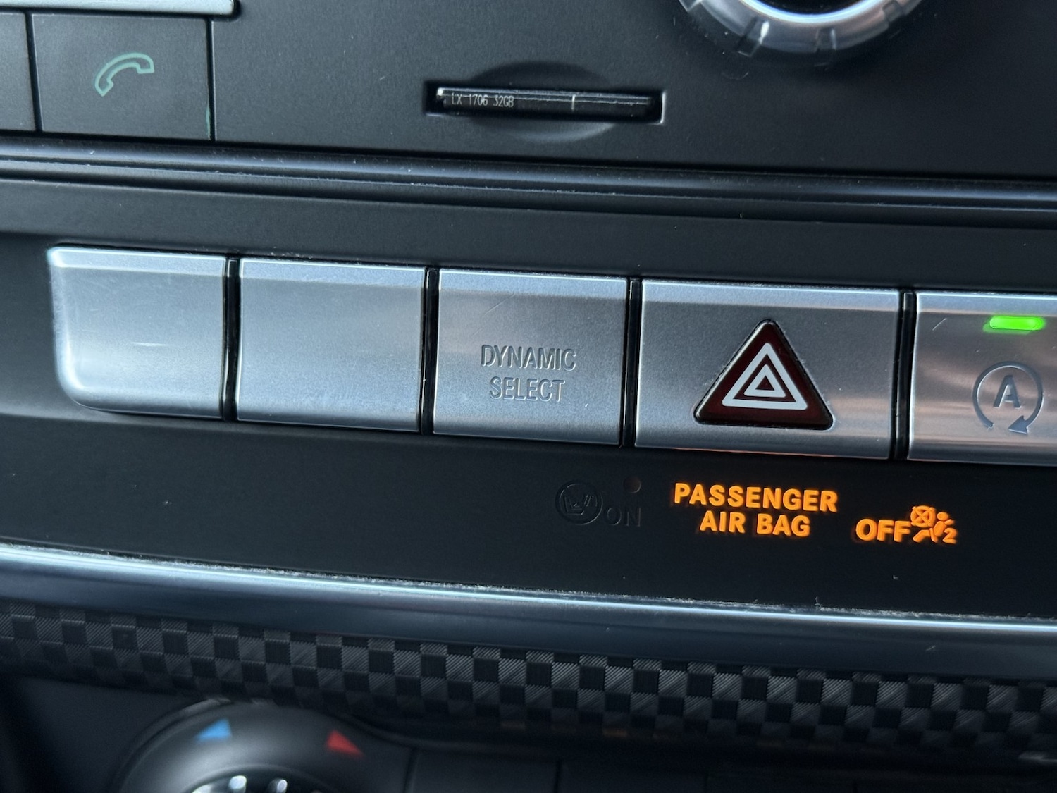 Used Mercedes-Benz A-Class 2015 for sale - 77225242: Photo 27