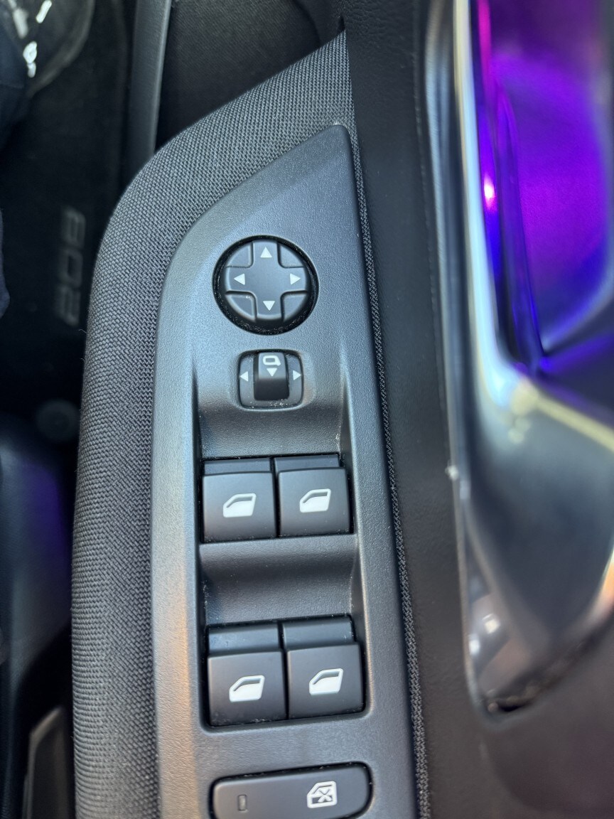 Used Peugeot 208 2023 for sale - 77921334: Photo 19