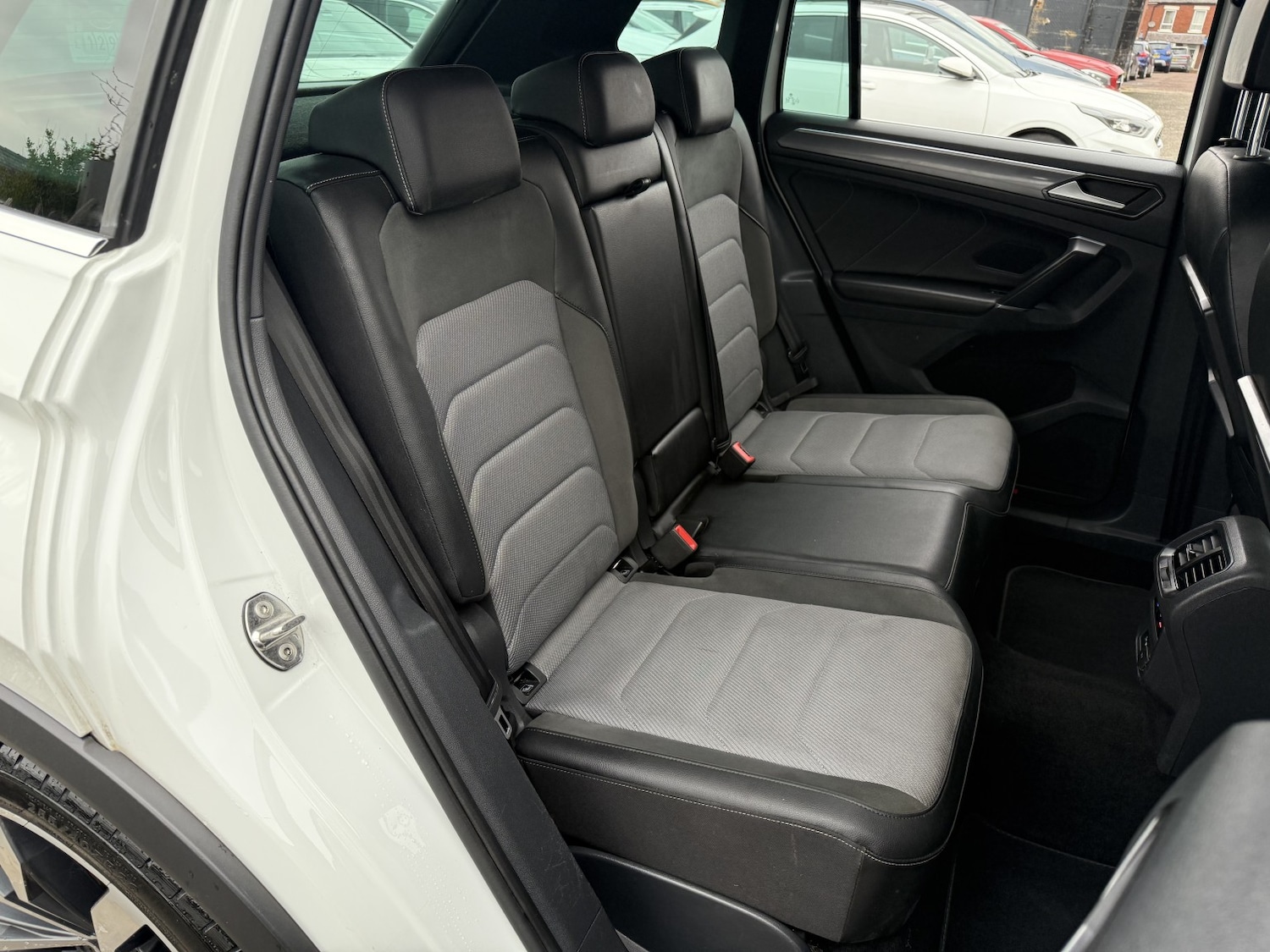 Used Volkswagen Tiguan 2018 for sale - 77609997: Photo 20