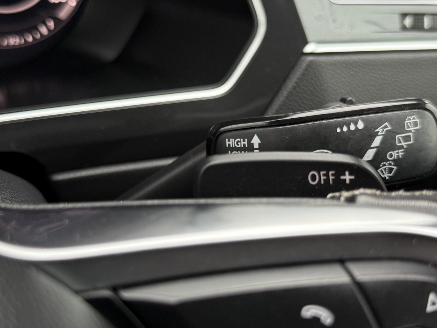 Used Volkswagen Tiguan 2018 for sale - 77609997: Photo 24