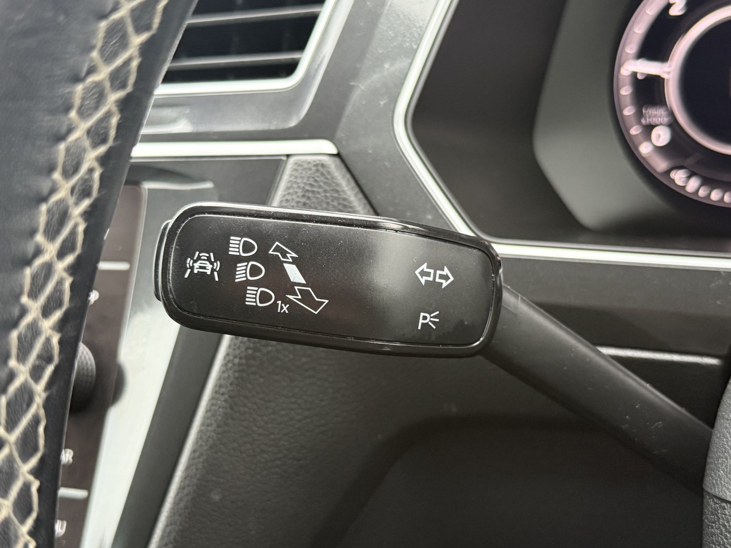 Used Volkswagen Tiguan 2018 for sale - 77609997: Photo 27