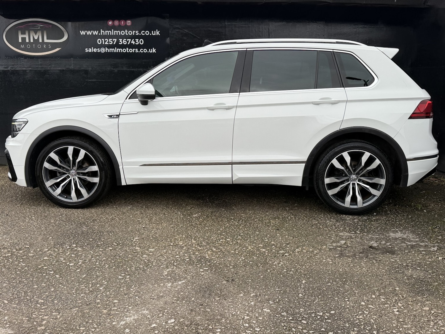 Used Volkswagen Tiguan 2018 for sale - 77609997: Photo 3