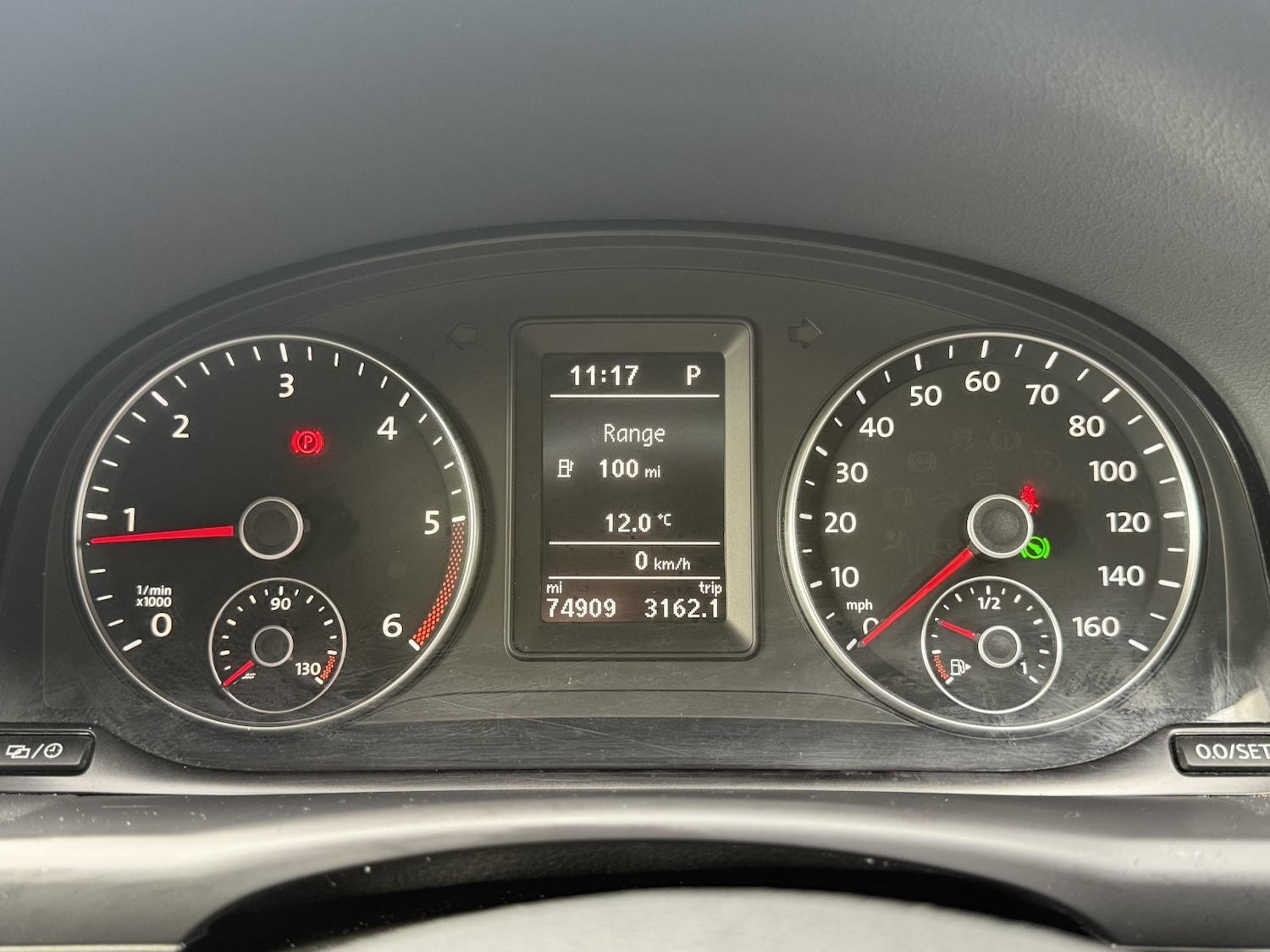 Used Volkswagen Touran 2015 for sale - 76387292: Photo 29