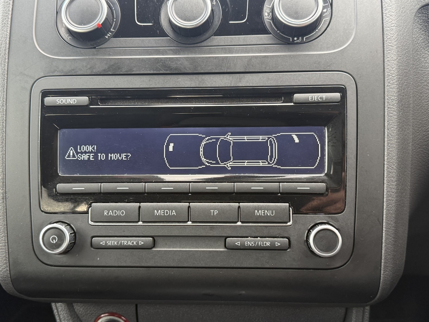 Used Volkswagen Touran 2015 for sale - 76387292: Photo 33