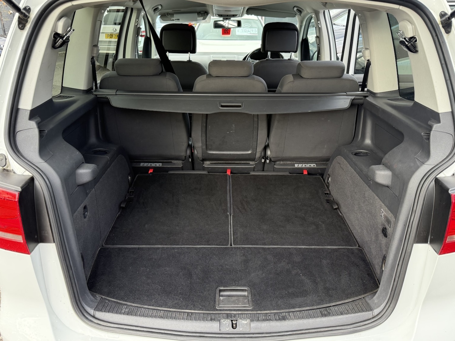 Used Volkswagen Touran 2015 for sale - 76387292: Photo 39