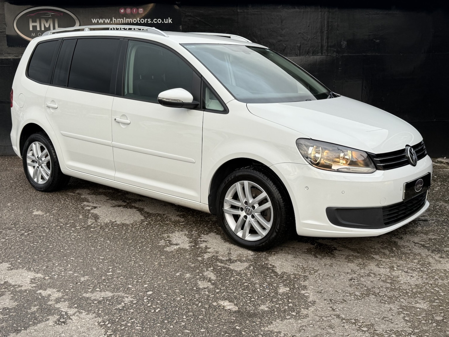 Used Volkswagen Touran 2015 for sale - 76387292: Photo 6