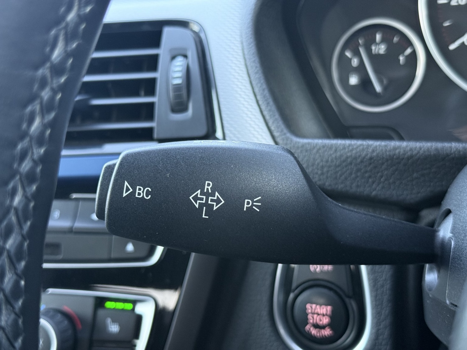 Used BMW 4 Series 2014 for sale - 76699219: Photo 27