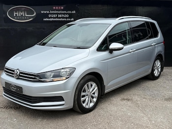 Used Volkswagen Touran 2016 for sale - 75550277: Photo