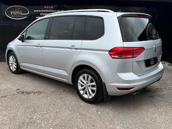 Used Volkswagen Touran 2016 for sale - 75550277: Photo