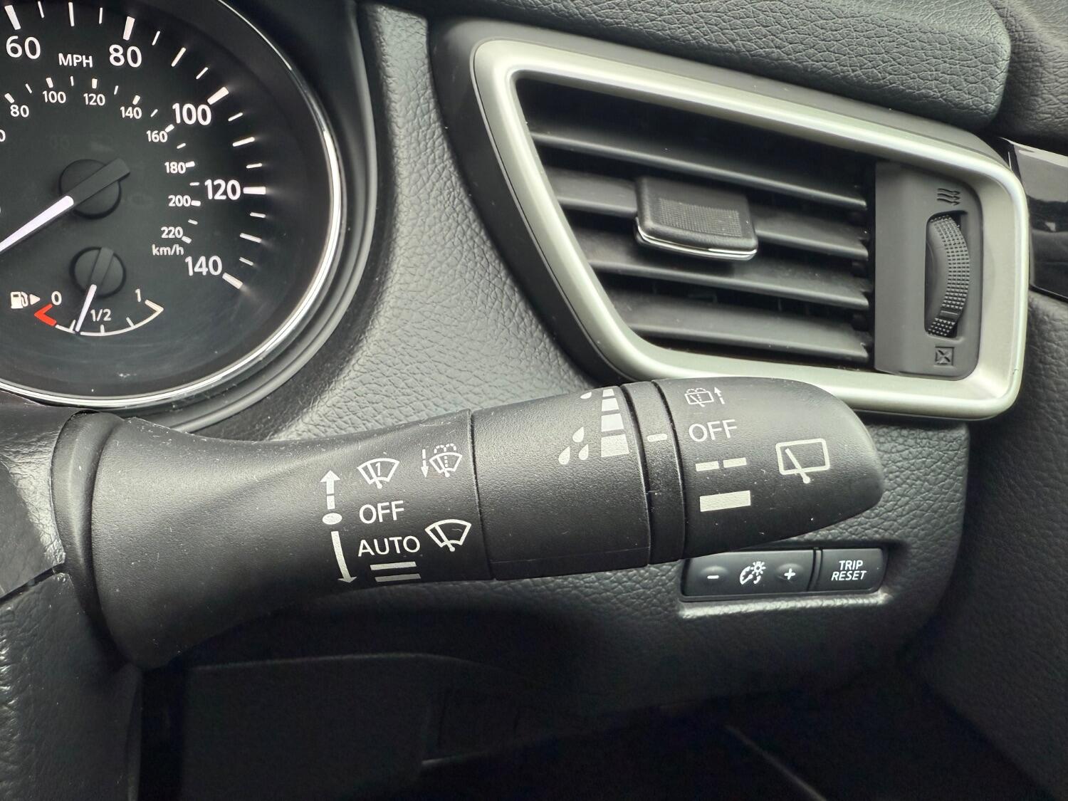 Used Nissan Qashqai 2016 for sale - 76794301: Photo 23