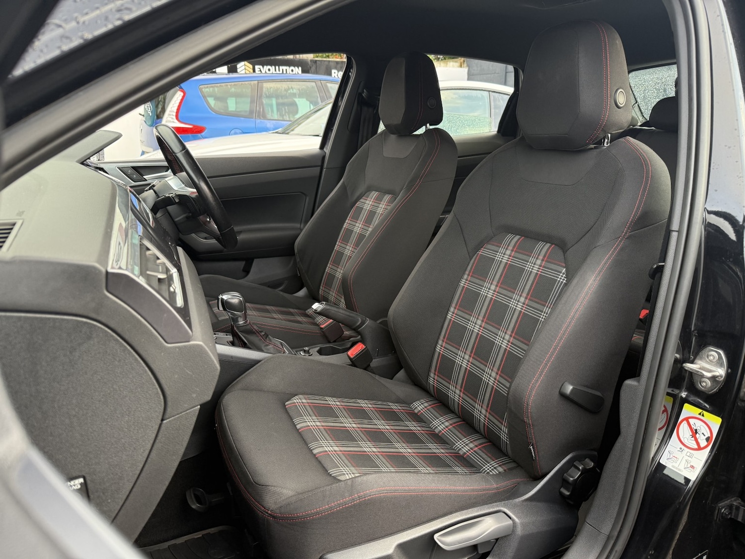 Used Volkswagen Polo 2018 for sale - 76963413: Photo 16