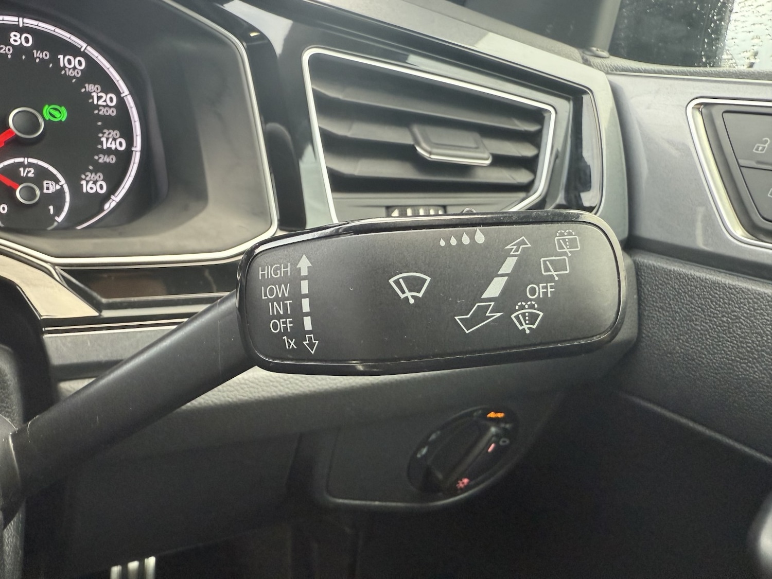 Used Volkswagen Polo 2018 for sale - 76963413: Photo 22