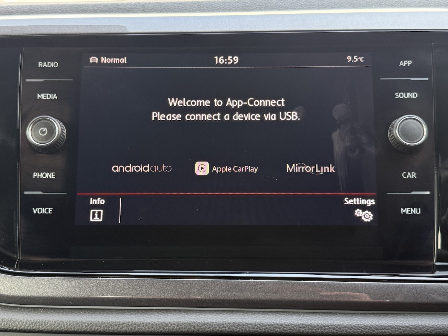 Used Volkswagen Polo 2018 for sale - 76963413: Photo 27