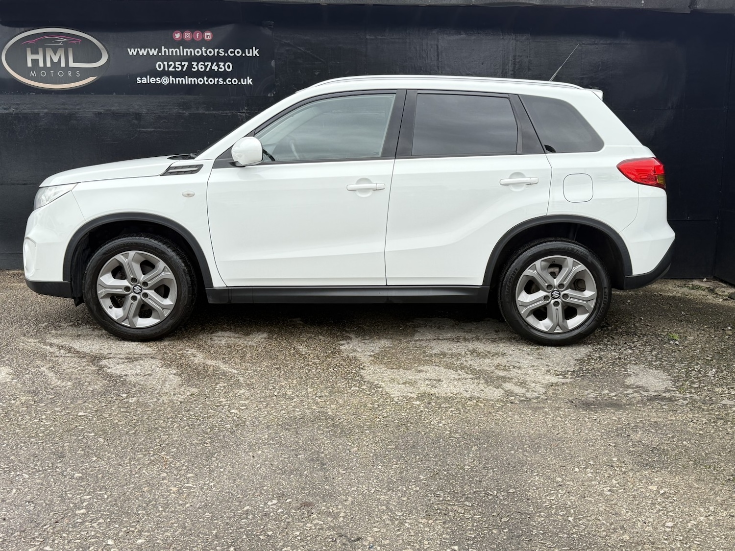 Used Suzuki Vitara 2017 for sale - 76497389: Photo 2