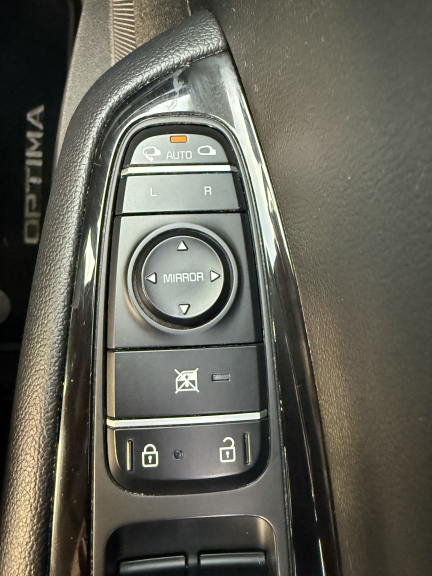 Used Kia Optima 2019 for sale - 76643322: Photo 24