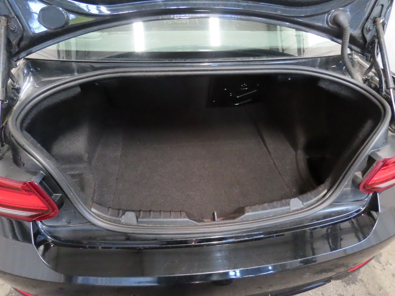 Used BMW 2 Series 2018 for sale - 76128897: Photo 11