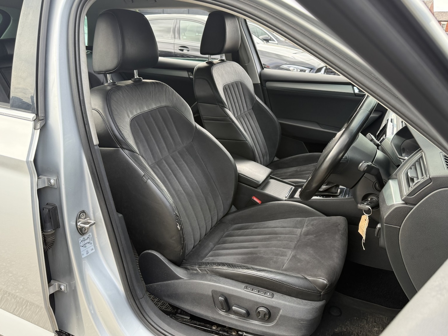 Used Skoda Superb 2023 for sale - 78031576: Photo 16