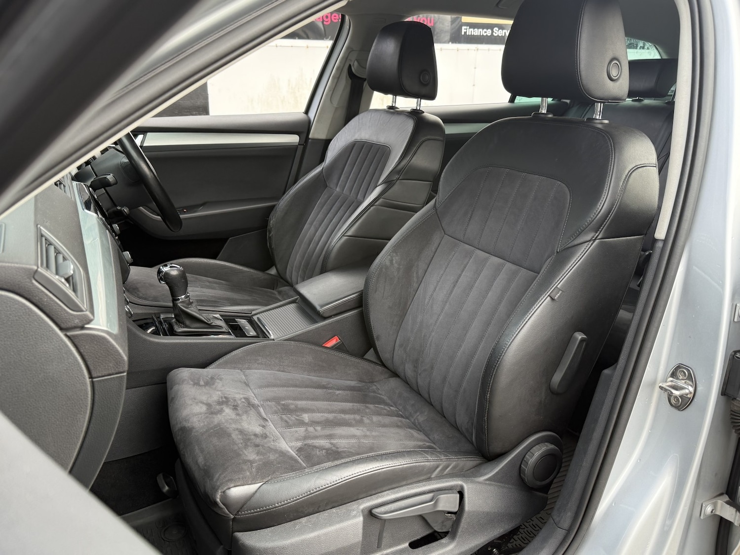 Used Skoda Superb 2023 for sale - 78031576: Photo 19