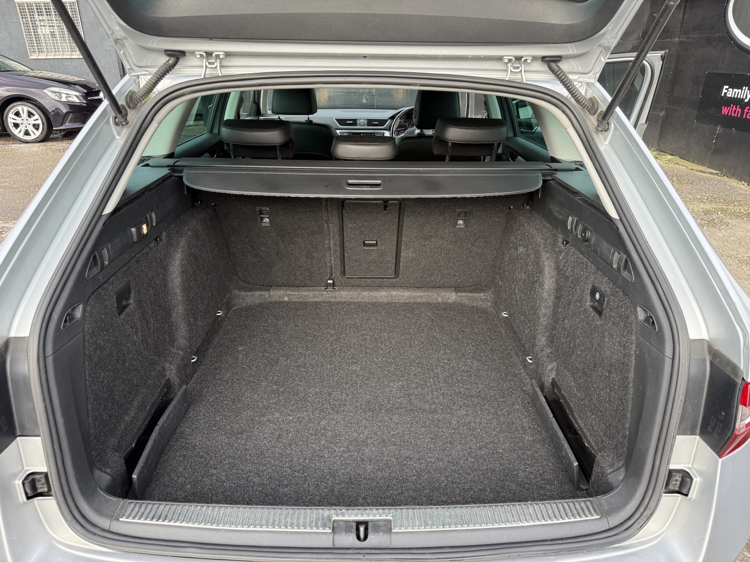 Used Skoda Superb 2023 for sale - 78031576: Photo 45