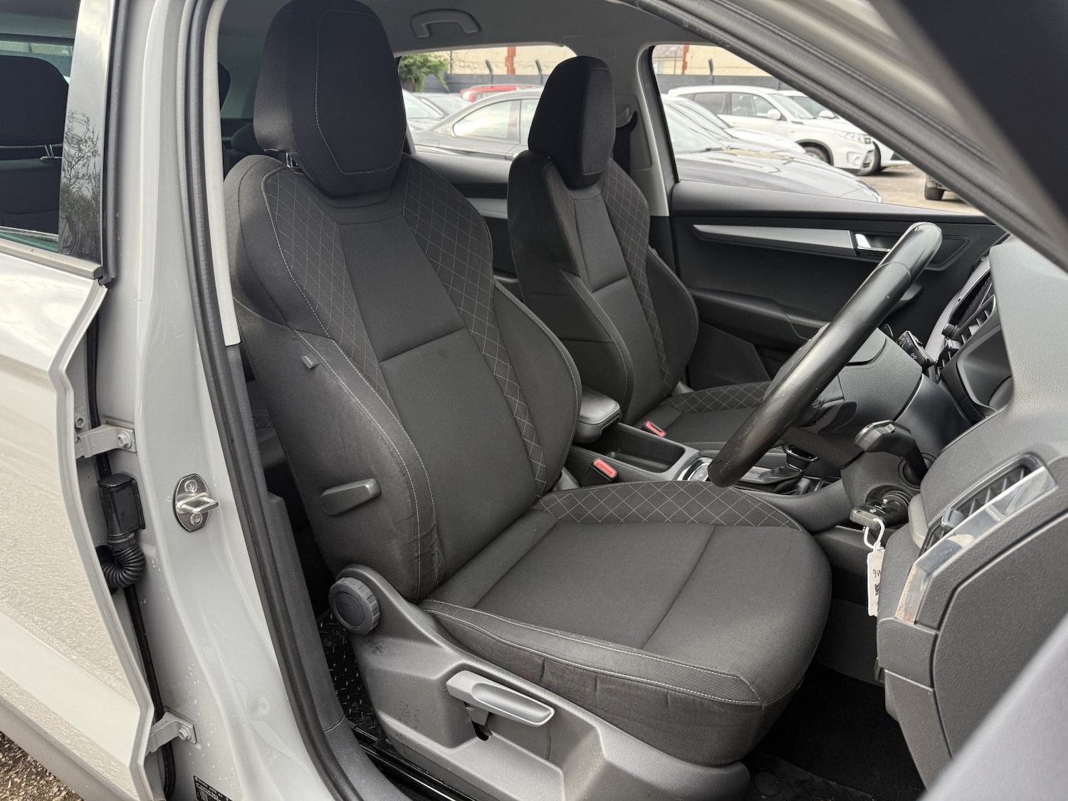 Used Skoda Karoq 2018 for sale - 76128915: Photo 15