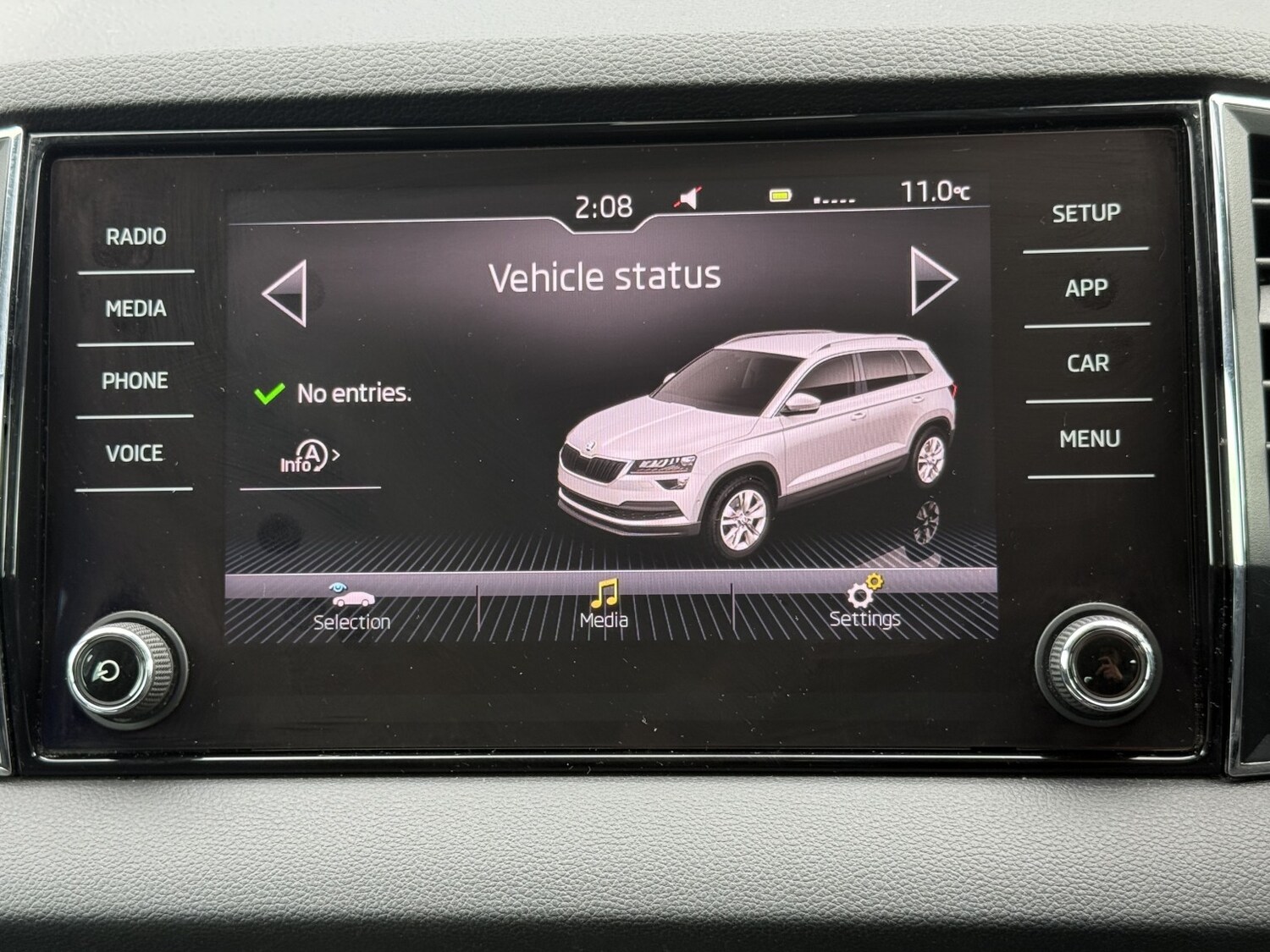 Used Skoda Karoq 2018 for sale - 76128915: Photo 37