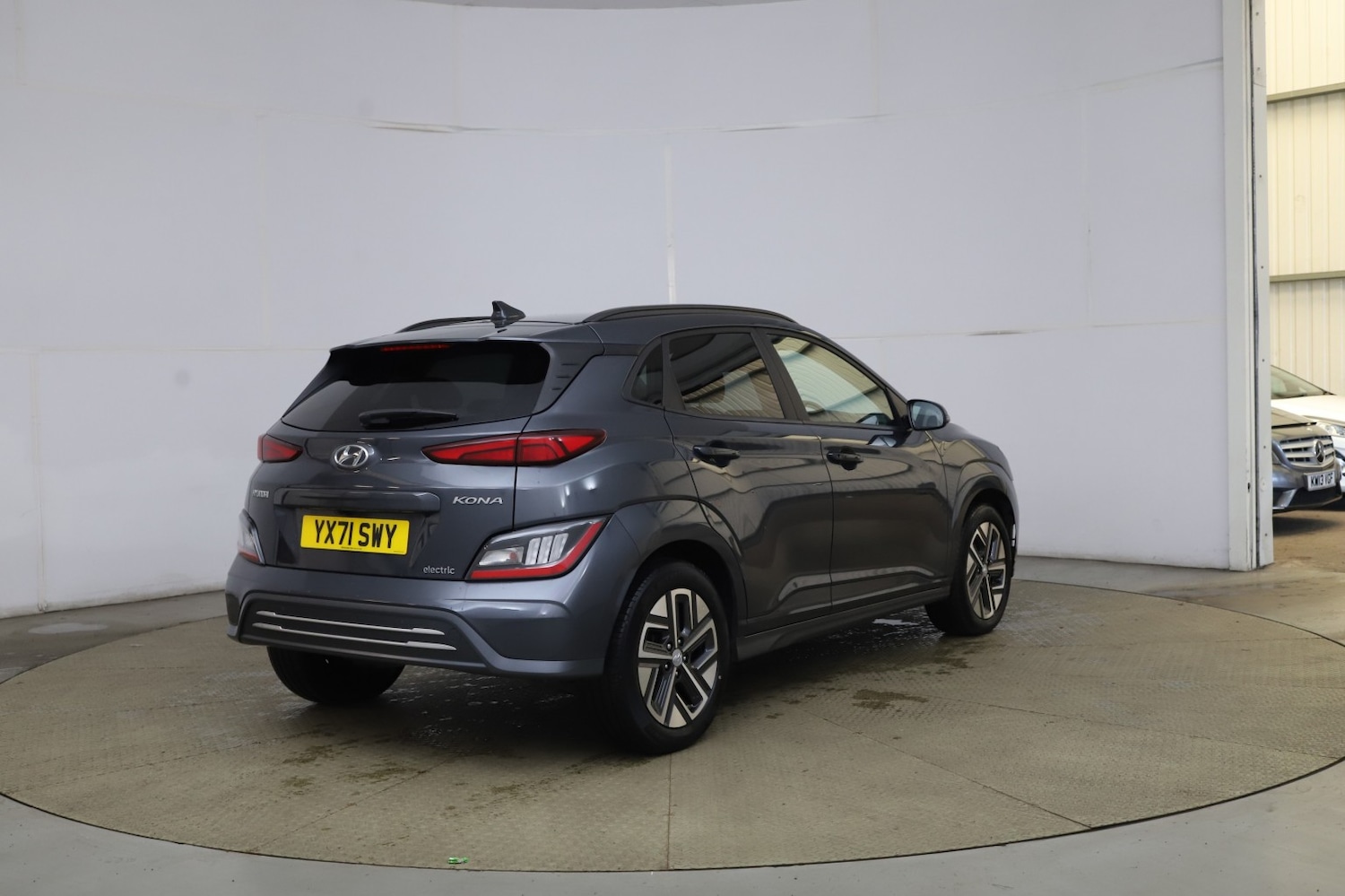 Used Hyundai KONA 2021 for sale - 76134060: Photo 4