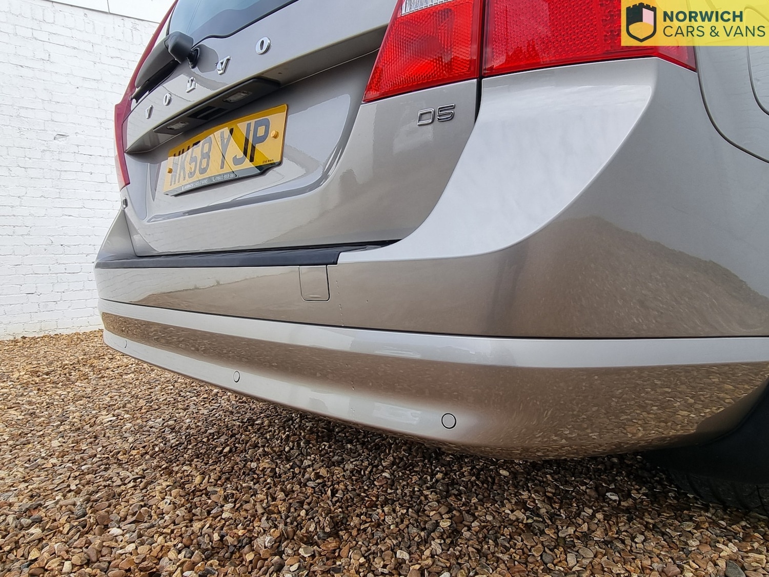 Used Volvo V70 2008 for sale - 76772645: Photo 60