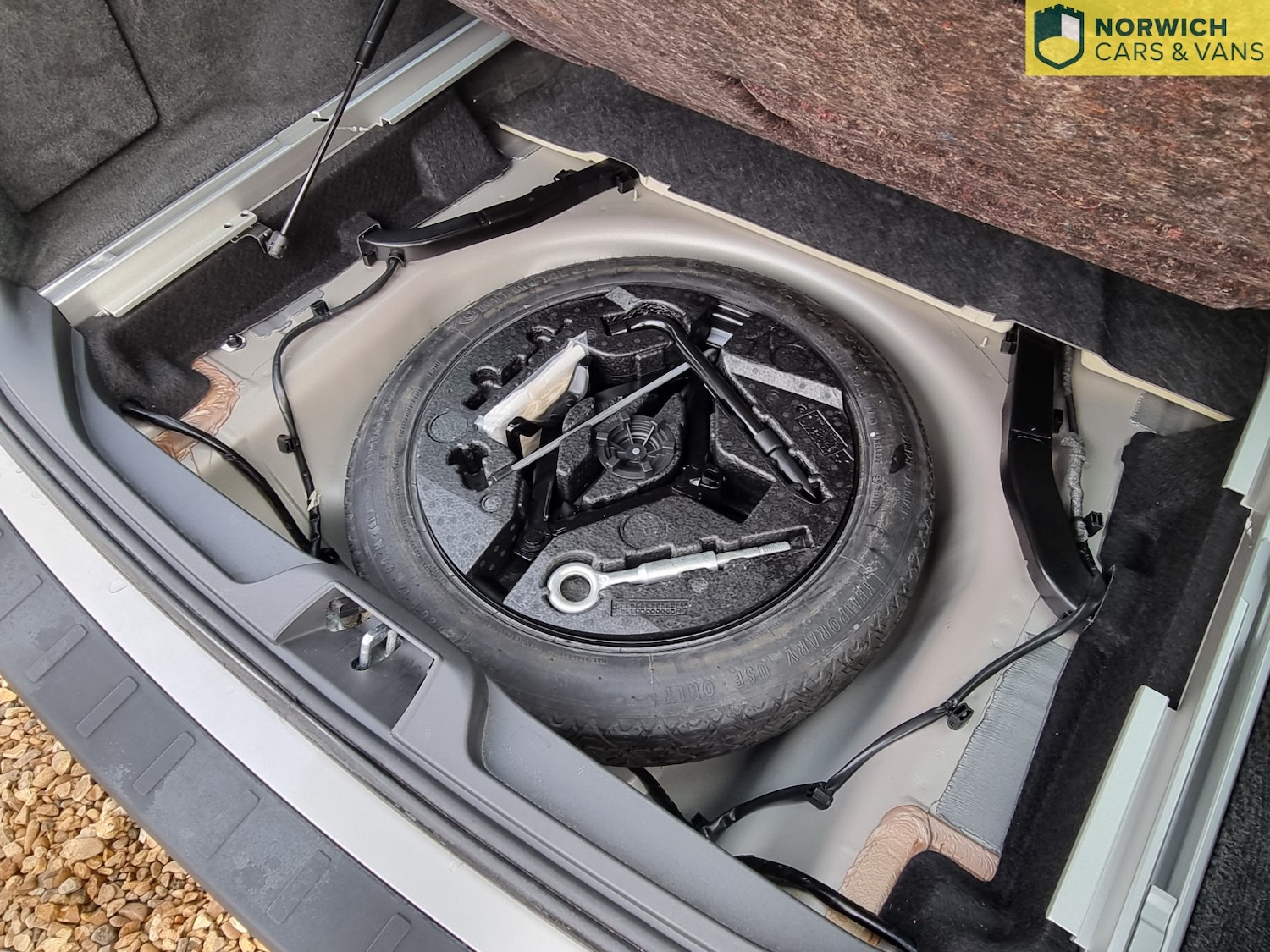 Used Volvo V70 2008 for sale - 76772645: Photo 63