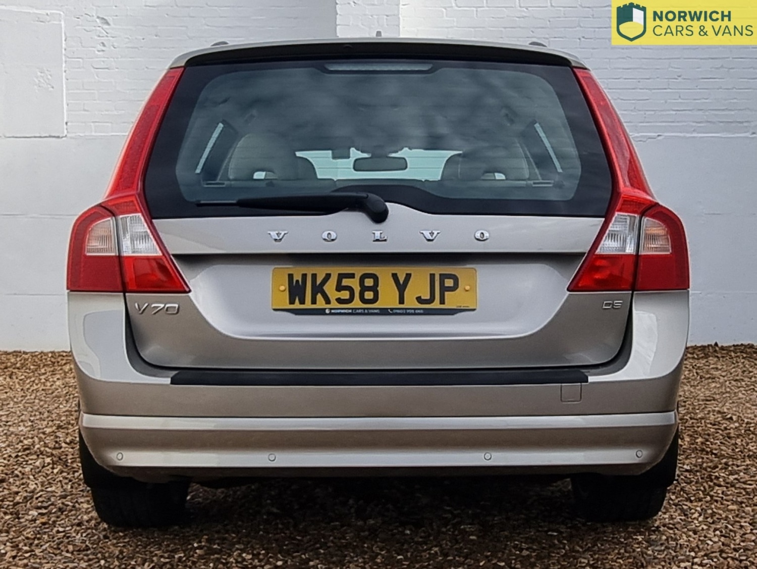 Used Volvo V70 2008 for sale - 76772645: Photo 66
