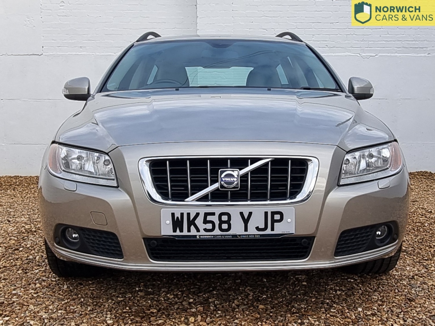 Used Volvo V70 2008 for sale - 76772645: Photo 67