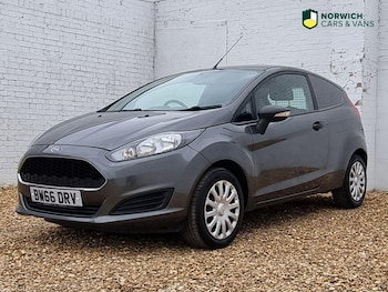 Used Ford Fiesta Van 2016 for sale - 76794172: Photo