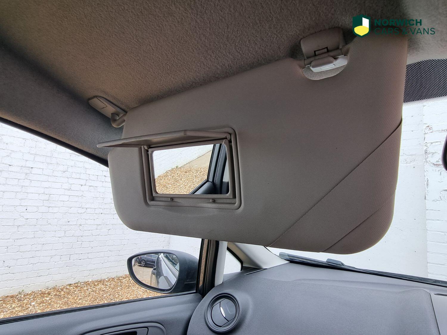 Used Ford Fiesta Van 2016 for sale - 76794172: Photo 31