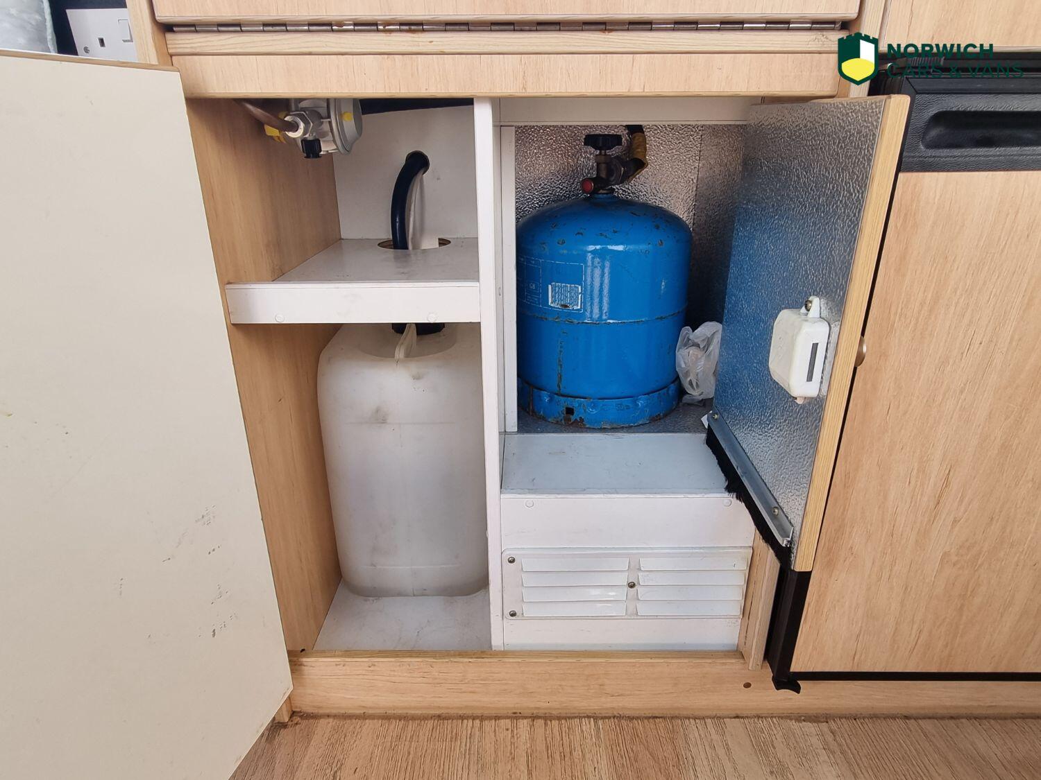 Used Volkswagen Campervan 2008 for sale - 77464601: Photo 23