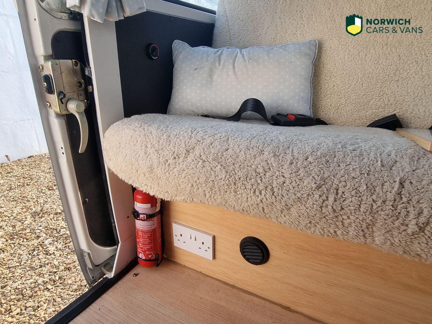 Used Volkswagen Campervan 2008 for sale - 77464601: Photo 25