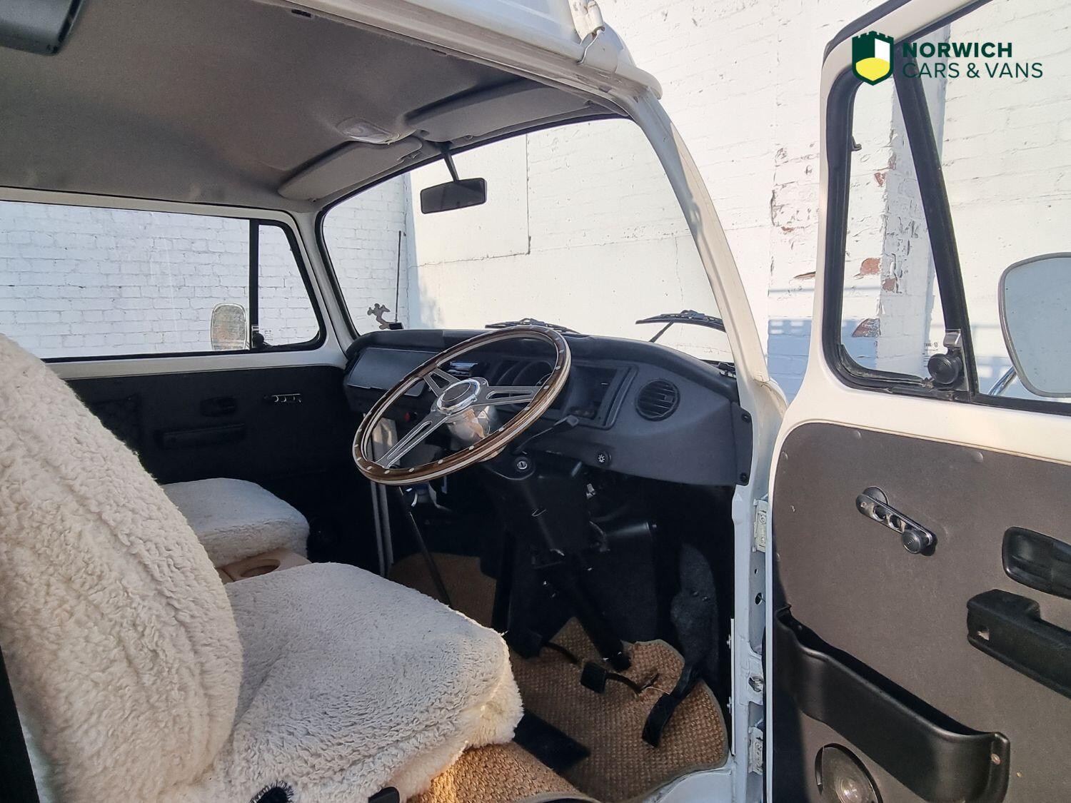 Used Volkswagen Campervan 2008 for sale - 77464601: Photo 29