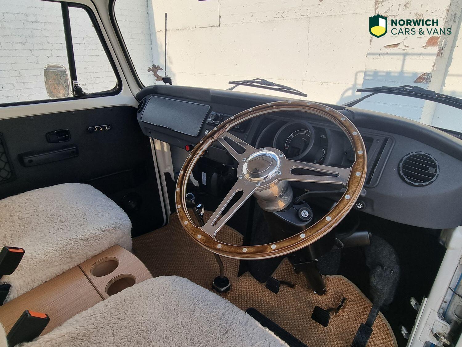 Used Volkswagen Campervan 2008 for sale - 77464601: Photo 32