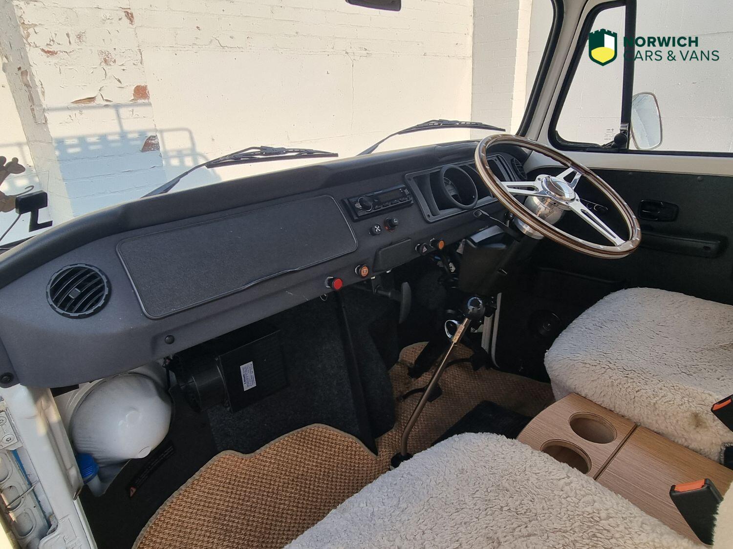 Used Volkswagen Campervan 2008 for sale - 77464601: Photo 38