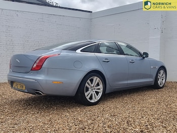 Used Jaguar XJ 2010 for sale - 79372016: Photo
