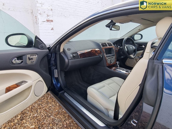 Used Jaguar XK 2008 for sale - 76198294: Photo 12