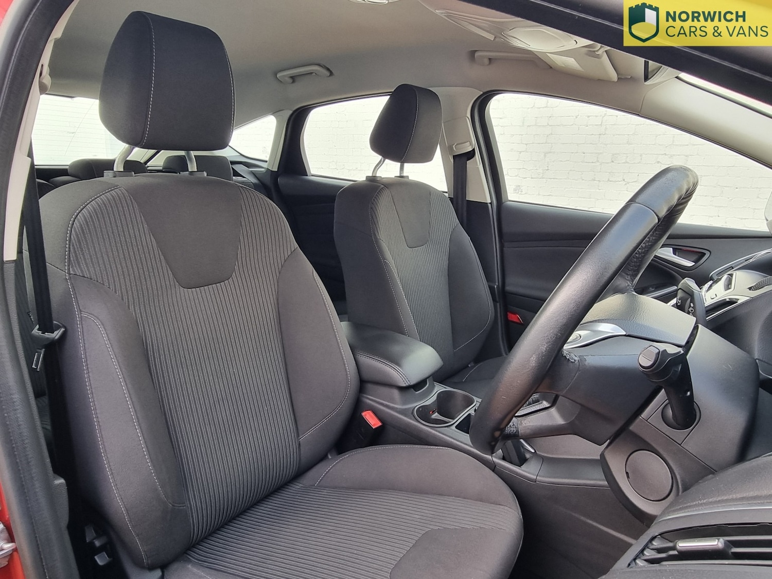 Used Ford Focus 2014 for sale - 76794168: Photo 14