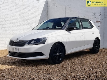 Used Skoda Fabia 2016 for sale - 76198271: Photo 2