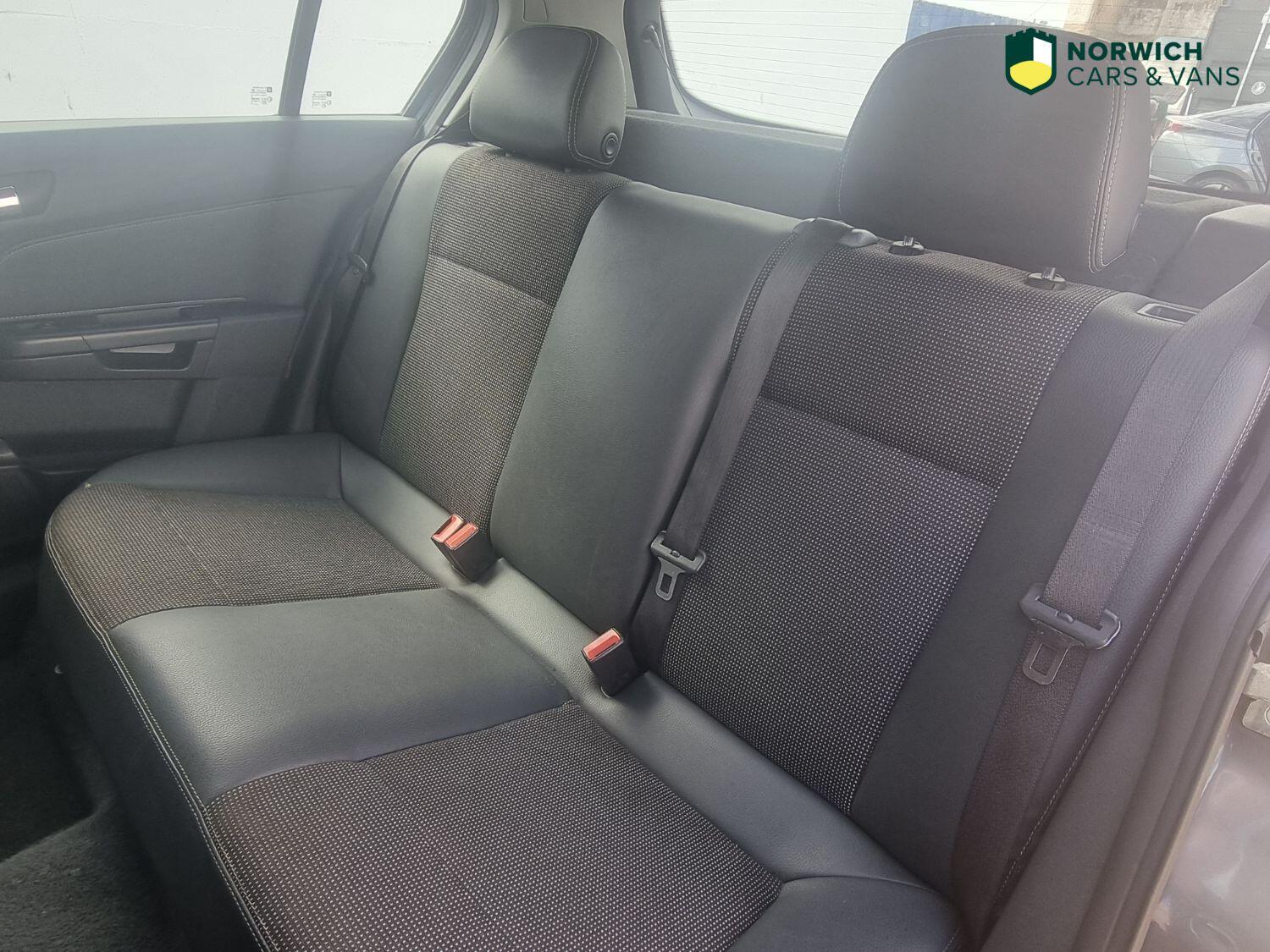 Used Vauxhall Astra 2010 for sale - 77179715: Photo 8