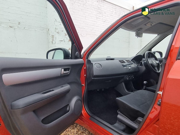 Used Suzuki Swift 2007 for sale - 76268528: Photo 18