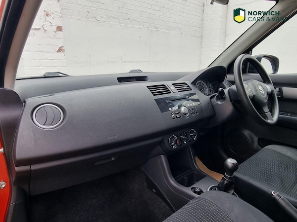 Used Suzuki Swift 2007 for sale - 76268528: Photo 20
