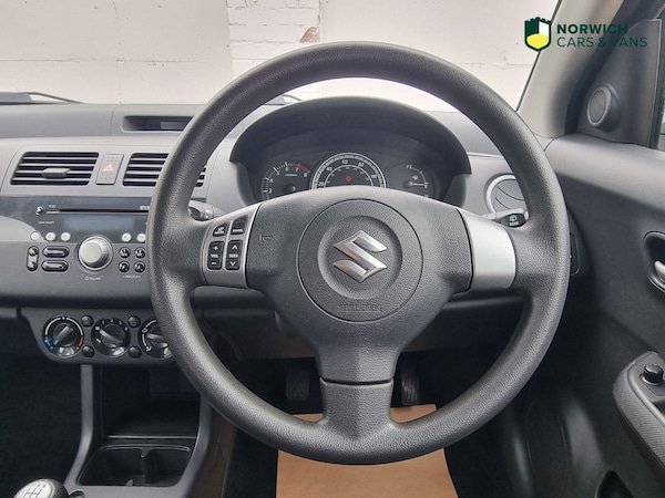 Used Suzuki Swift 2007 for sale - 76268528: Photo 22