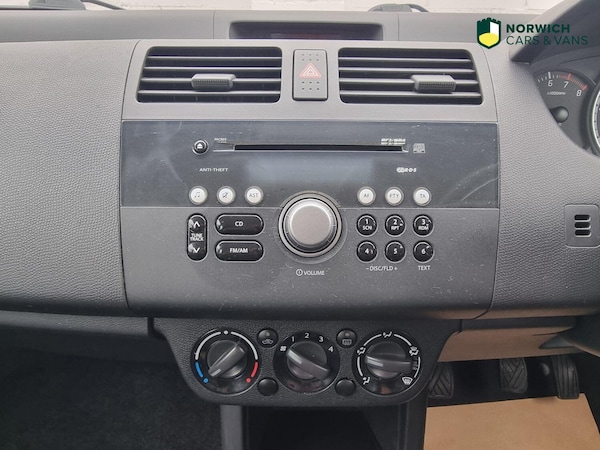Used Suzuki Swift 2007 for sale - 76268528: Photo 29