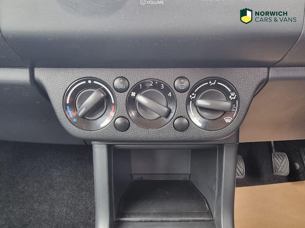 Used Suzuki Swift 2007 for sale - 76268528: Photo 30